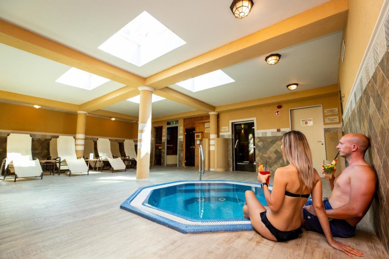 Alfa Hotel & Wellness Miskolctapolca Exterior photo