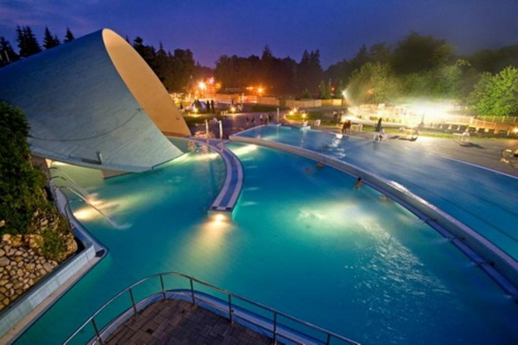 Alfa Hotel & Wellness Miskolctapolca Exterior photo