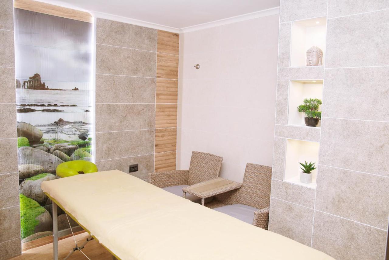 Alfa Hotel & Wellness Miskolctapolca Exterior photo